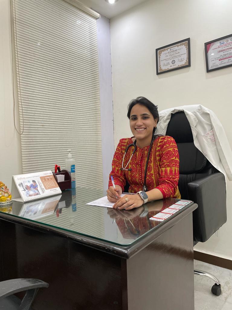 Dr. Rupali Chadha - Best Obstetrician & Gynecologist Doctor In South Delhi